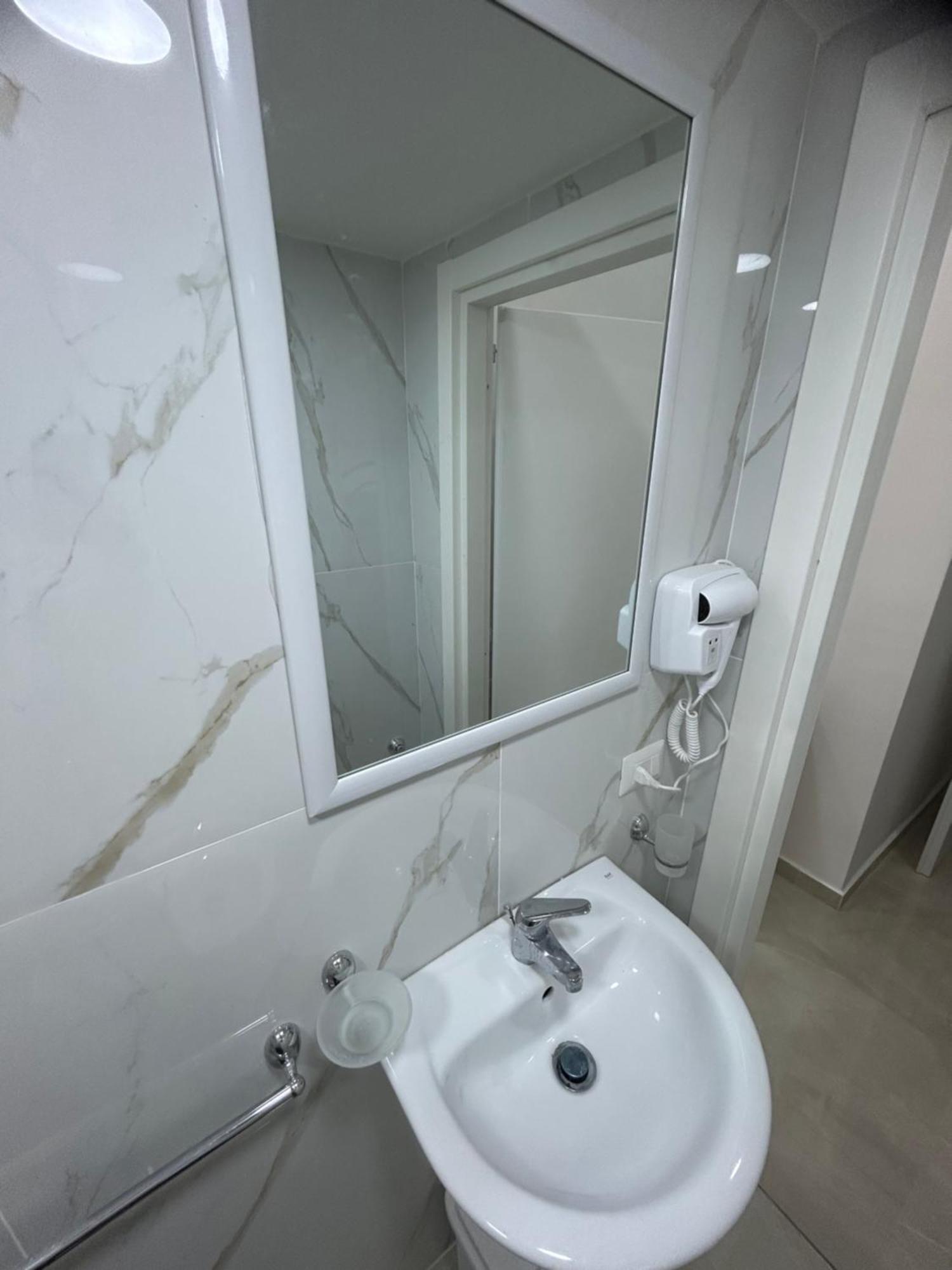 Luxury Rooms Carbonara 95 Naples Exterior photo
